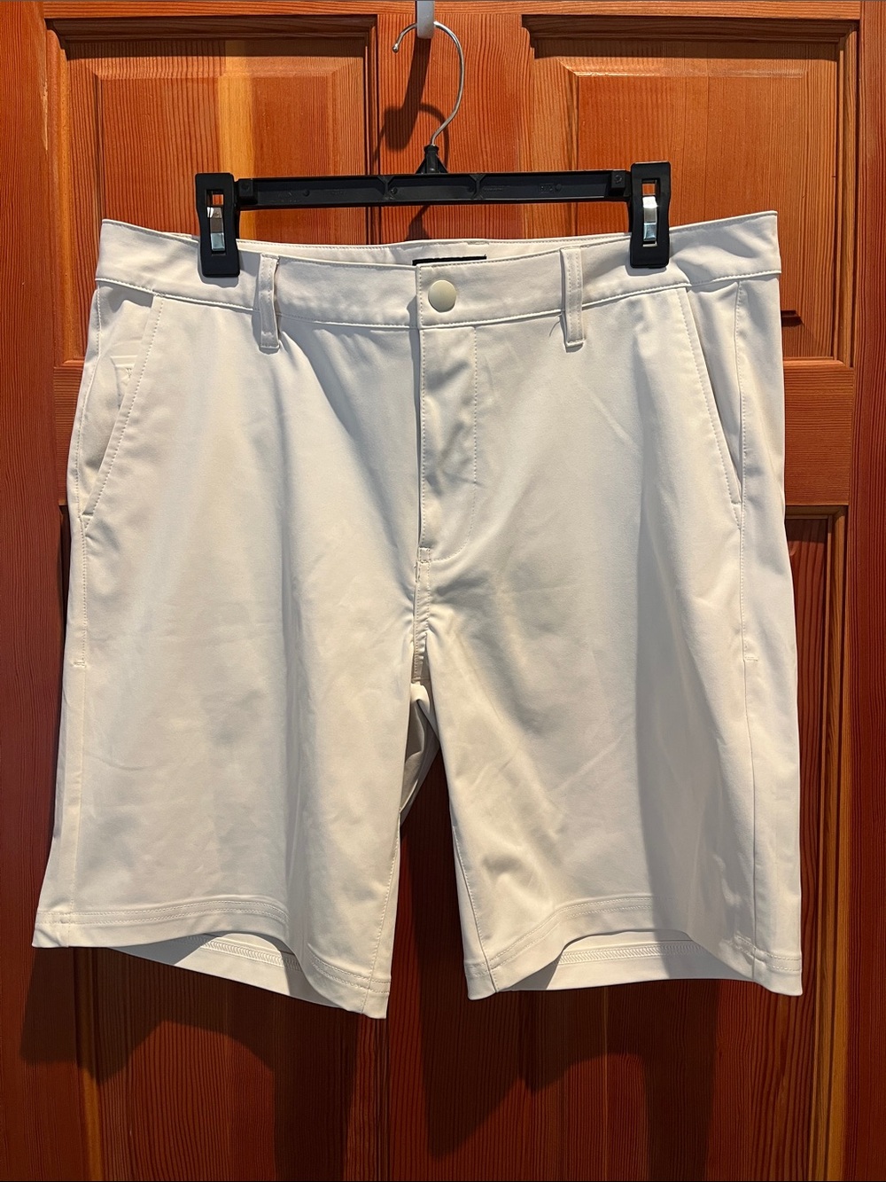 Quince White Flat-Front Stretch Golf Shorts
